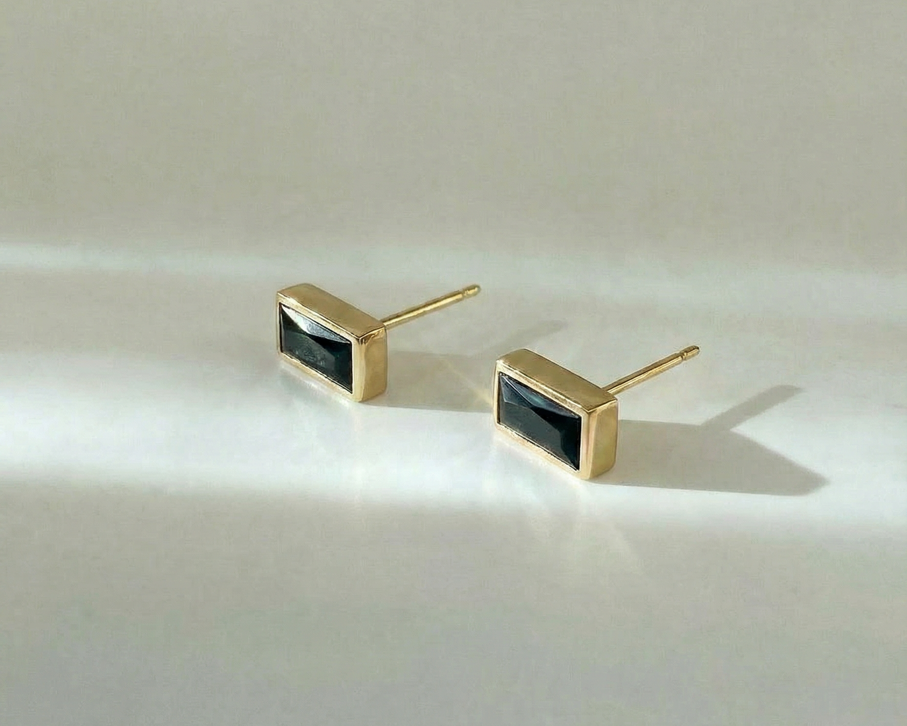 Spinel Post from the Bobbie Set, showing versatile styling options with or without hoop jacket