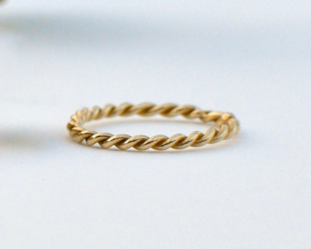 Twist Ring in gold vermeil with sculptural twisted band design by Kefi